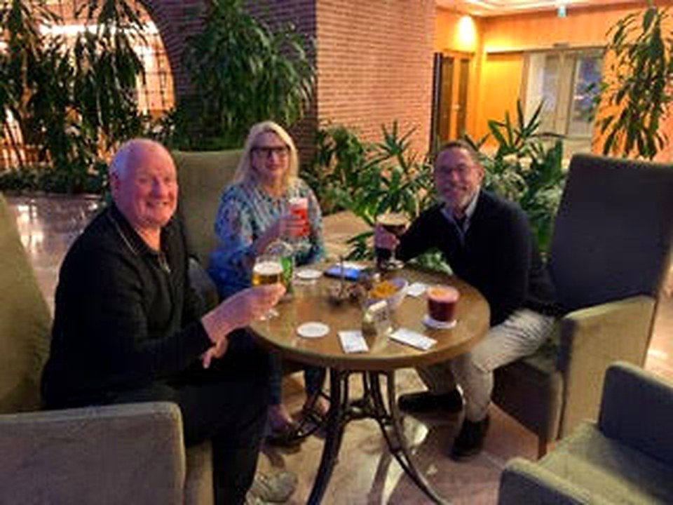 Drinks in the lounge after golf